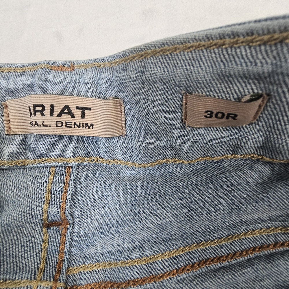 Ariat REAL Mid Rise Boot Flared Jeans Women's Size 30 32" Inseam Medium Wash - Picture 2 of 16